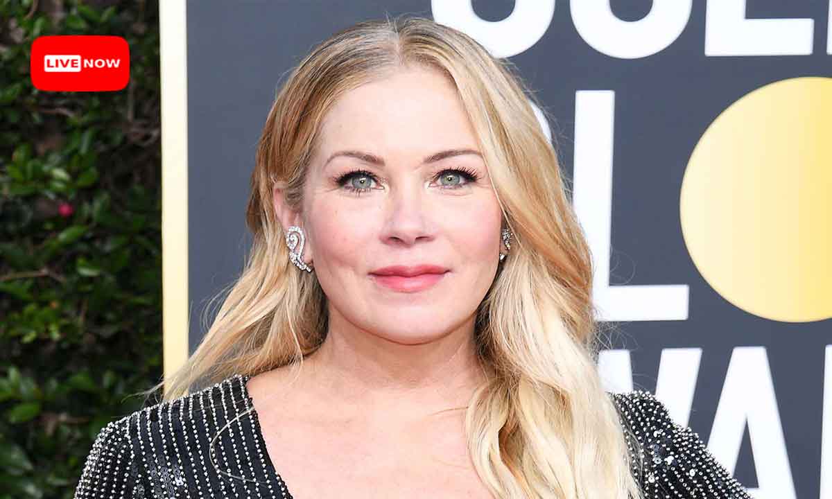 Christina Applegate Reveals Struggles With Multiple Sclerosis 